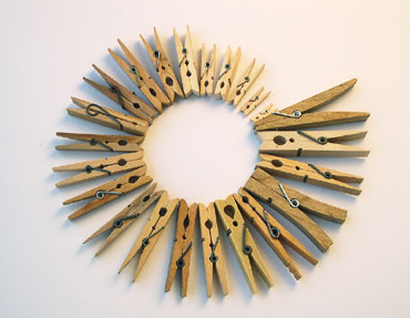 clothespin-circle